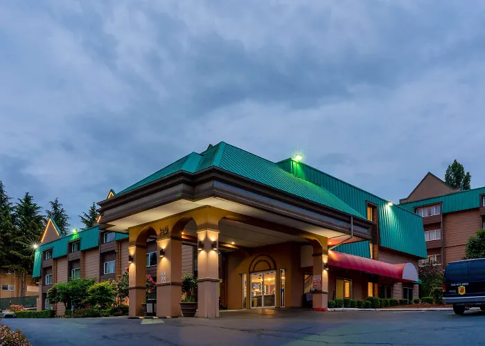 Sutton Suites Hotel